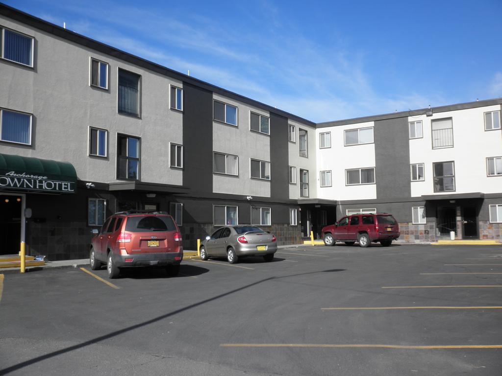 Anchorage Uptown Suites المظهر الخارجي الصورة
