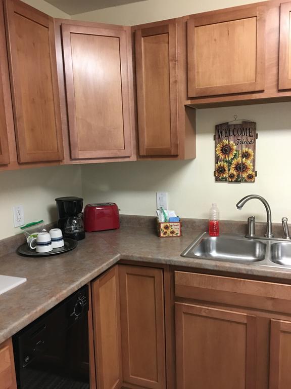 Anchorage Uptown Suites المظهر الخارجي الصورة