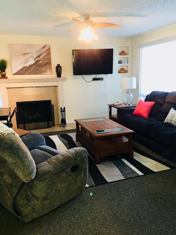 Anchorage Uptown Suites المظهر الخارجي الصورة