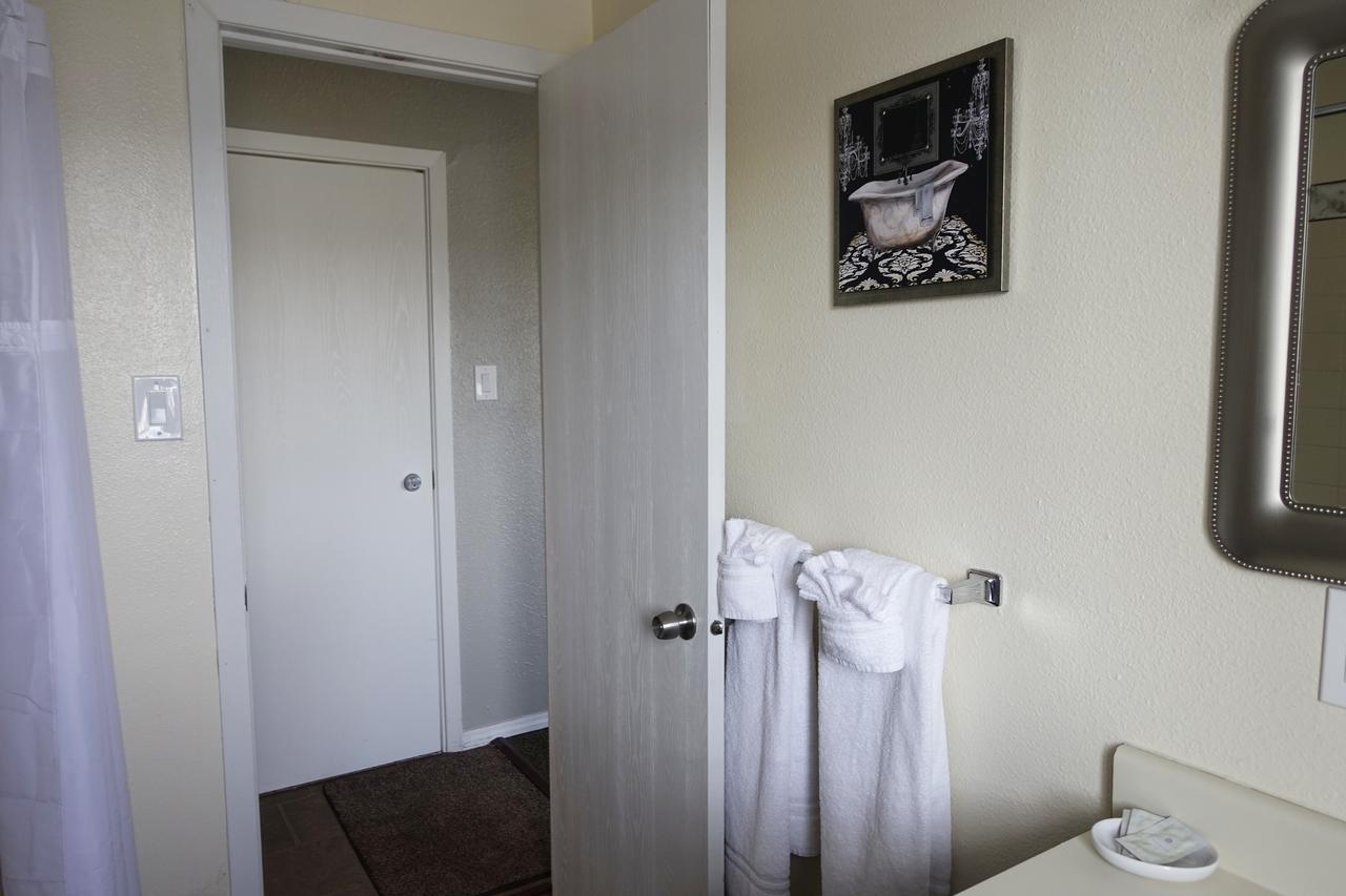 Anchorage Uptown Suites المظهر الخارجي الصورة