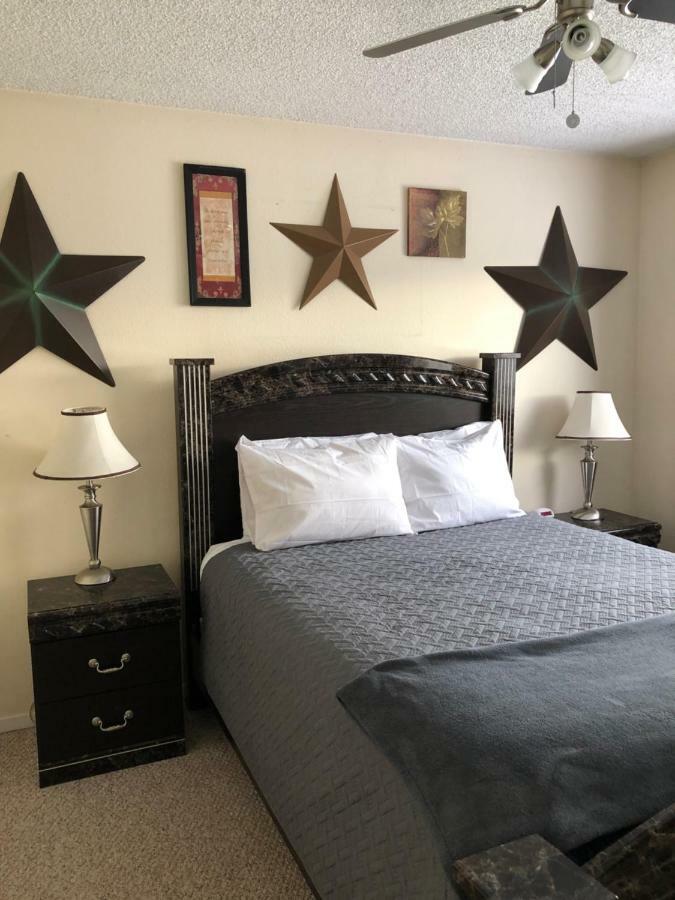Anchorage Uptown Suites المظهر الخارجي الصورة