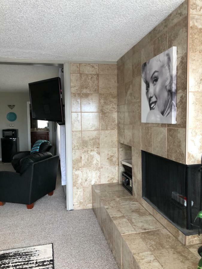 Anchorage Uptown Suites المظهر الخارجي الصورة