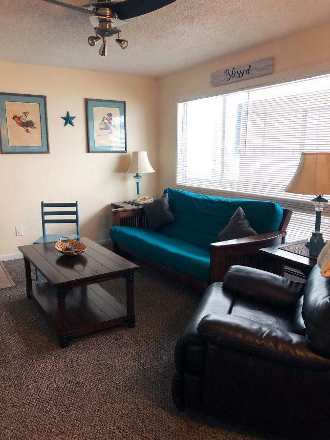Anchorage Uptown Suites المظهر الخارجي الصورة