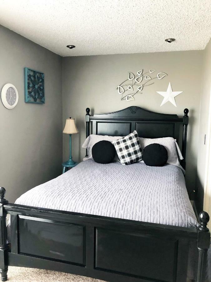 Anchorage Uptown Suites المظهر الخارجي الصورة